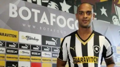 Tássio em sua chegada ao Botafogo, em 2015. Foto: Vítor Silva/Botafogo