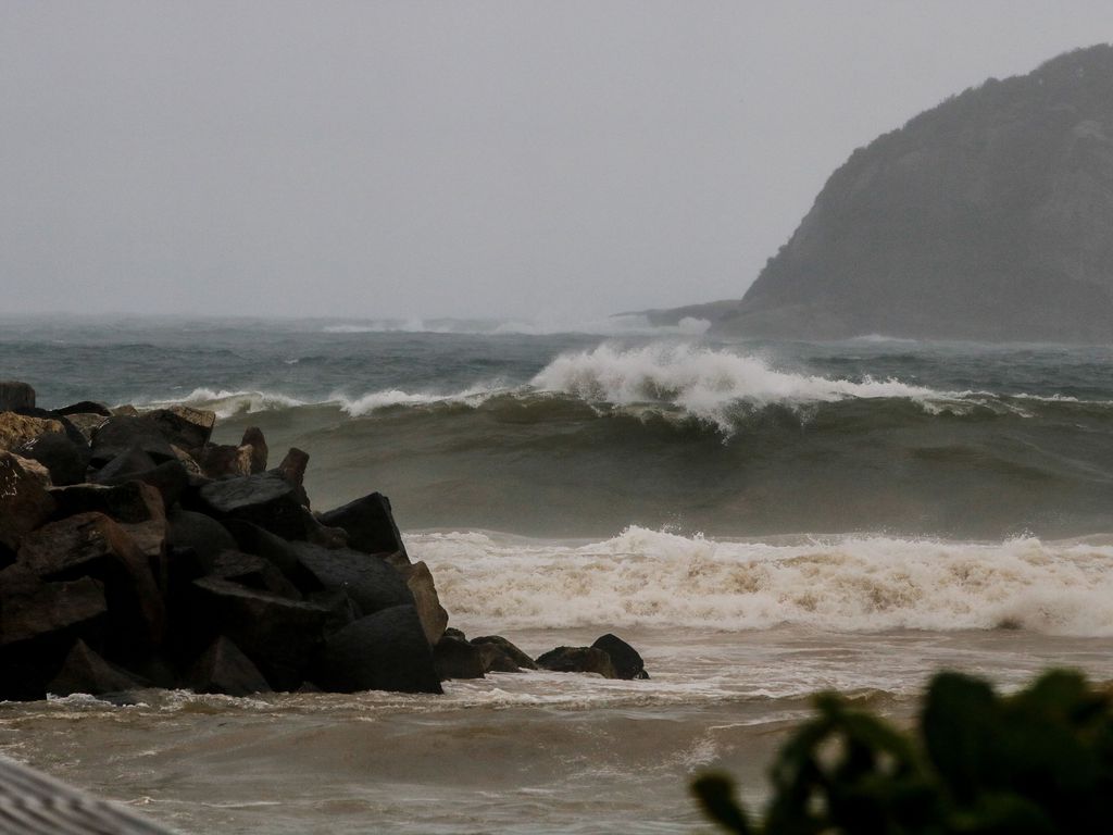 Ressaca nas praias do Rio de Janeiro. Foto: Fernando Frazão/Agência Brasil