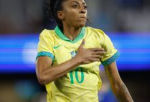 Barça anuncia Kerolin com valor recorde no futebol feminino brasileiro
